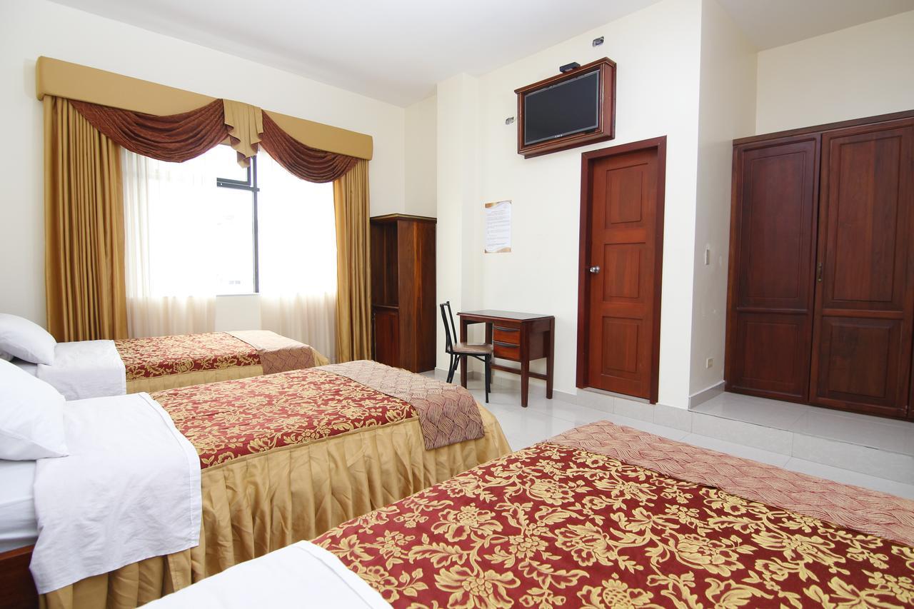 Hotel Versailles Internacional Гуаякуил Екстериор снимка
